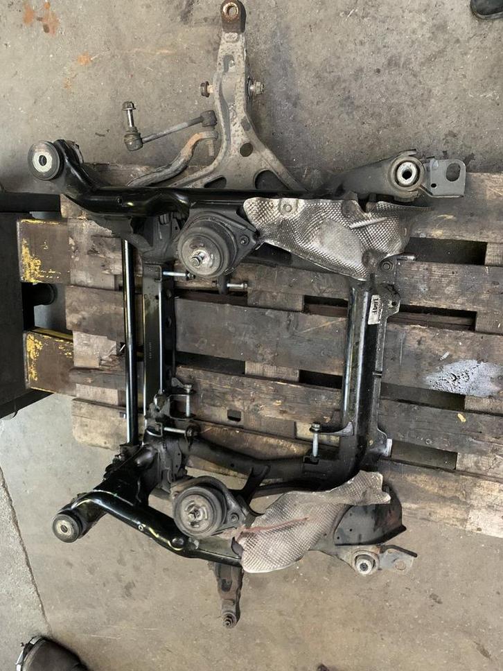 Mercedes-Benz ML W164 4x4 subframe, Auto-onderdelen, Ophanging en Onderstel, Mercedes-Benz, Gebruikt, Ophalen