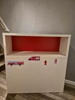 Bed eind kast met uitschuifbare boekenkast, Ophalen