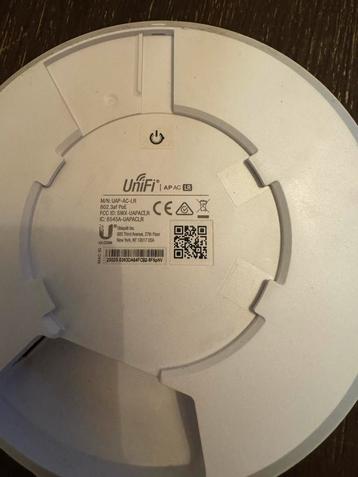 Ubiquiti UniFi AP-AC-LR - Compleet met PoE Adapter beschikbaar voor biedingen