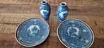2 WANDBORDEN MET VAASJES VAN VILLEROY &BOCH, Antiek en Kunst, Antiek | Wandborden en Tegels, Ophalen of Verzenden
