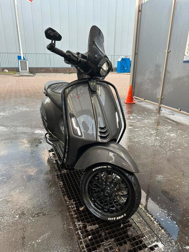 Vespa Sprint - 80cc Malossi - Unieke Kleur - VOLOPTIES, Fietsen en Brommers, Scooters | Vespa, Ophalen