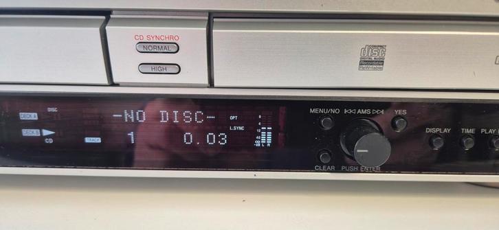 Sony RCD-W100 CD recorder zilver digital out, Audio, Tv en Foto, Cd-spelers, Zo goed als nieuw, Sony, Ophalen of Verzenden