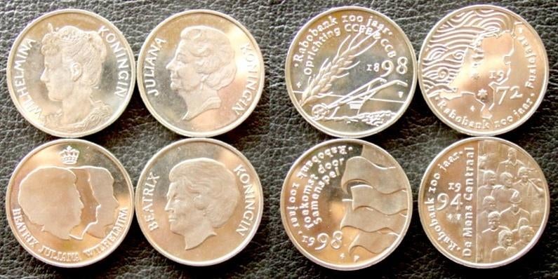 Rabobank 100 jaar vorstinnen, Postzegels en Munten, Penningen en Medailles, Overige materialen, Verzenden