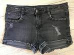 Korte spijkerbroek studs en stretch 38, Ophalen of Verzenden, Zo goed als nieuw, Grijs, W30 - W32 (confectie 38/40)