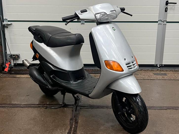 Piaggio Zip type 3, 70cc, Fietsen en Brommers, Scooters | Piaggio, Gebruikt, Zip, Maximaal 25 km/u, Tweetakt, Ophalen