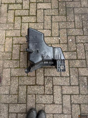 Mercedes Sprinter 907 910  Adblue Tank beschikbaar voor biedingen