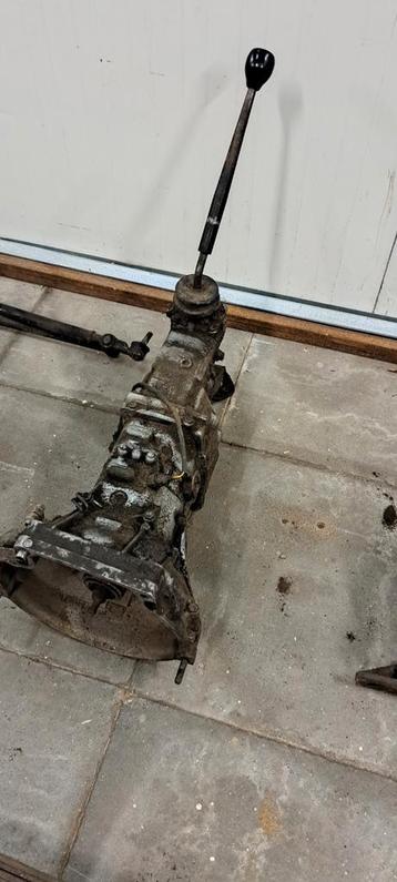 Suzuki sj413 samurai 410 Versnellingsbak beschikbaar voor biedingen