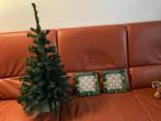 Kerstboom + 2 doosjes gouden balletjes € 12,50., Diversen, Kerst, Ophalen