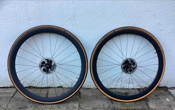 Veltec Speed schijf wielset wielen + Schwalbe be one banden beschikbaar voor biedingen