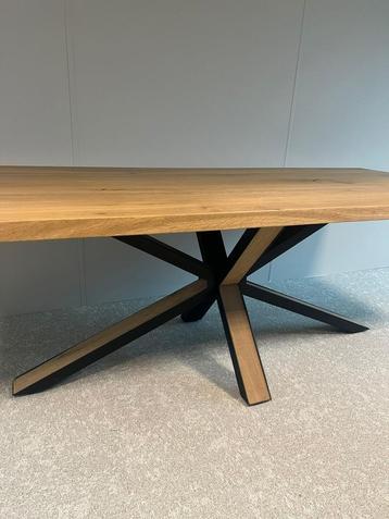 Happy@Home Ovada eiken eettafel 200cm nu voor €500,- beschikbaar voor biedingen