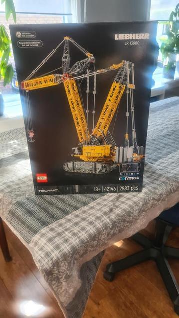 Lego Technic Liebherr kraan 42146 beschikbaar voor biedingen