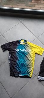 Nieuw met prijskaart wielren pak/ fietspak 2 delig, Ophalen of Verzenden, Nieuw, Helm