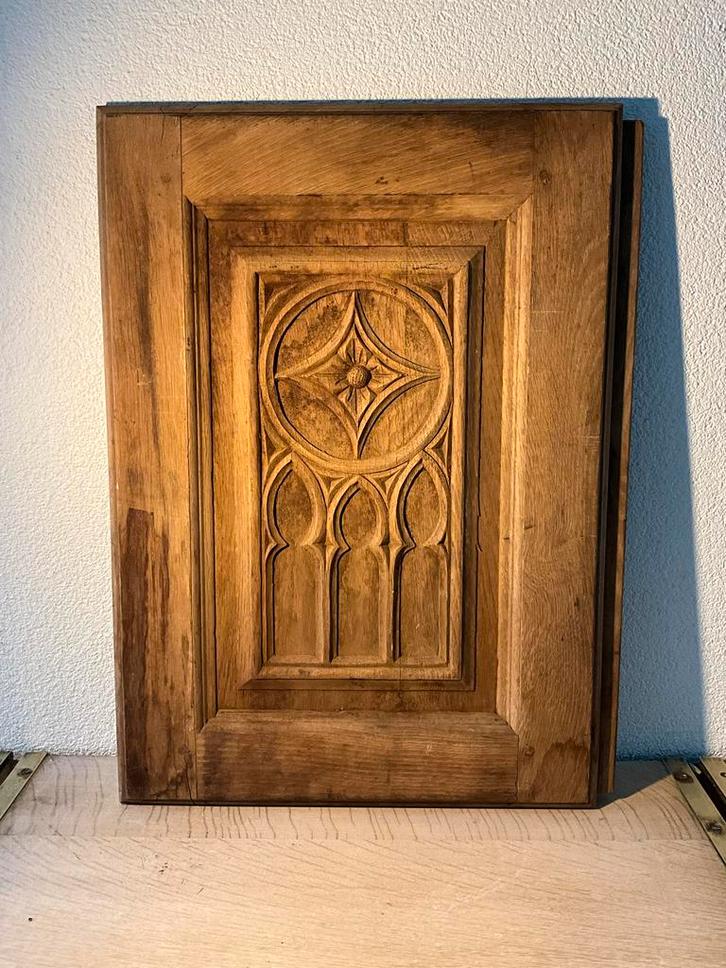 Antiek houten paneel met snijwerk, Antiek en Kunst, Antiek | Meubels | Kasten, Ophalen of Verzenden