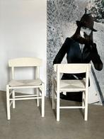 Vintage stoelen, Huis en Inrichting, Stoelen, Gebruikt, Twee, Wit, Ophalen of Verzenden