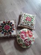 vintage geborduurde kussens/sierkussens. 3 voor 20 euro, Ophalen of Verzenden, Huis en Inrichting