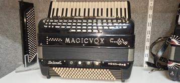 Magicvox de luxe 120 basser 3 korig beschikbaar voor biedingen