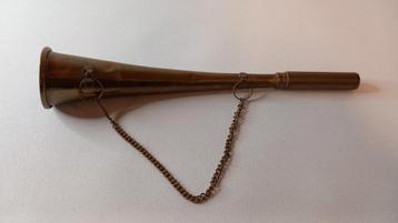 Vintage koperen scheepstoeter hoorn beschikbaar voor biedingen