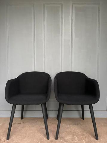 4 Muuto Fiber Armchair Up gestoffeerd eiken houten onderstel