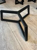 Tka nieuw metalen onderstel voor bijzettafel, 3-poots, Ophalen, Minder dan 50 cm, Rond, Nieuw