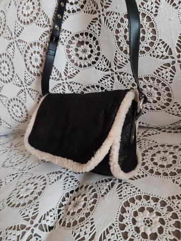 s.Oliver leren schoudertasje  beschikbaar voor biedingen