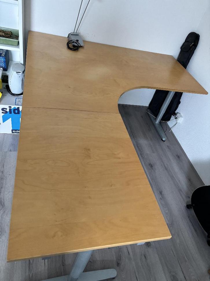 Hoekbureau Galant IKEA, Huis en Inrichting, Bureaus, Zo goed als nieuw, Bureau, Ophalen