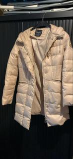 Mooie beige winterjas, Kleding | Dames, Jassen | Zomer, Ophalen, Zo goed als nieuw, Maat 38/40 (M), Beige