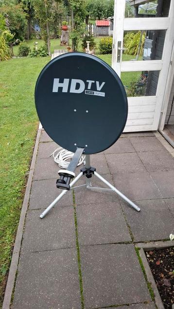 Sateliet schotelantenne  beschikbaar voor biedingen