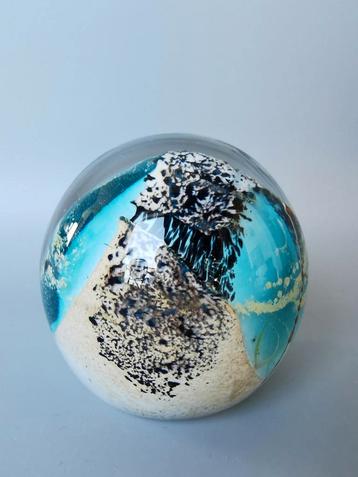 Mdina glas Michael Harris prachtige zee blauwe kleuren  beschikbaar voor biedingen
