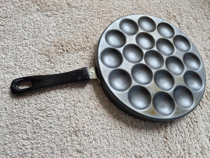 pofertjes pan, Huis en Inrichting, Keuken | Potten en Pannen, Gebruikt, Overige typen, Rvs, Ophalen