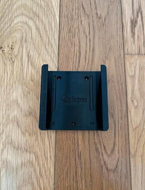 KPN TV+ wall mount / muurbeugel, Computers en Software, WiFi-versterkers, Nieuw, Ophalen of Verzenden
