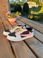 TRAVIS SCOTT X AIR JORDAN 1 LOW DARK PONY, Ophalen of Verzenden, Nieuw