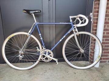 oldtimer racefiets beschikbaar voor biedingen