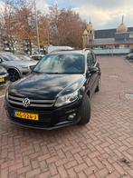 Volkswagen Tiguan 1.4 TSI 90KW BMT 2015 Zwart, Voorwielaandrijving, 74 €/maand, Zwart, 4 cilinders