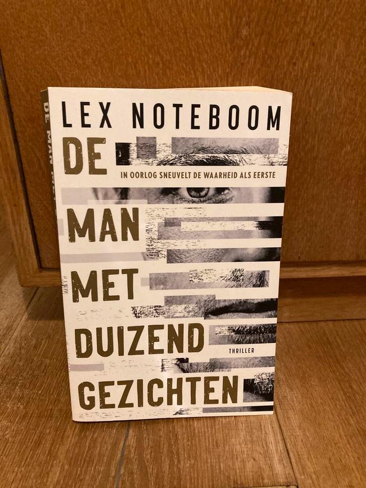 De man met duizend gezichten - Lex Noteboom, Boeken, Thrillers, Gelezen, Nederland, Ophalen of Verzenden