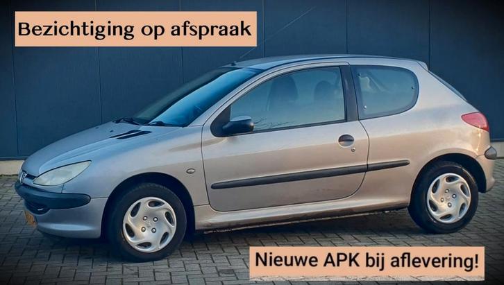 Perfect onderhouden 206 1.4 AUTOMAAT 2002 Nieuwe APK tot '27, Auto's, Peugeot, Particulier, Benzine, Euro 4, D, Hatchback, Automaat