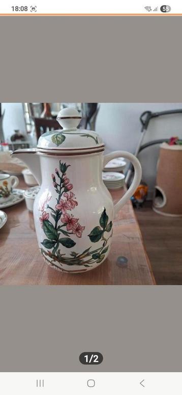 Mooie Koffiepot van Botanica beschikbaar voor biedingen