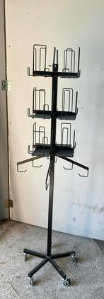 Groot metalen winkel display kaartenrek cadeau standaard, Ophalen, Zo goed als nieuw