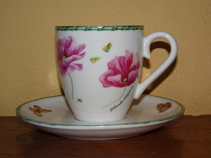 Janneke Brinkman juni 2010 kop en schotel, Huis en Inrichting, Keuken | Servies, Zo goed als nieuw, Kop(pen) en/of Schotel(s)