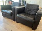 2 lekker zittende donker bruine leren fauteuils, Huis en Inrichting, Fauteuils, Ophalen, Gebruikt, 75 tot 100 cm, Leer
