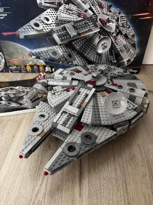 Lego starwars 75257 Millenium Falcon, Kinderen en Baby's, Speelgoed | Duplo en Lego, Zo goed als nieuw, Lego, Complete set, Ophalen