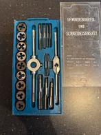 Tap- en snijplaten set, Doe-het-zelf en Verbouw, Gereedschap | Handgereedschap, Ophalen of Verzenden, Gebruikt