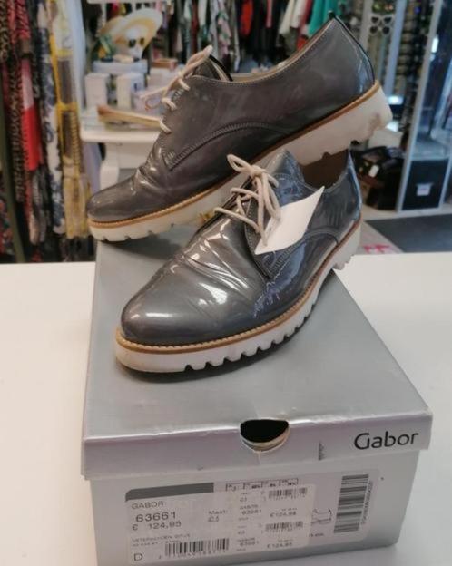 Gabor grijs lak veter schoenen met grove zool mt 40.5 38129, Kleding | Dames, Schoenen, Zo goed als nieuw, Schoenen met lage hakken