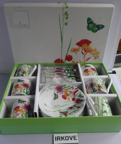 STIJLVOL KOFFIE DRINKEN * SET Kado Tip *, Huis en Inrichting, Keuken | Servies, Nieuw, Kop(pen) en/of Schotel(s), Overige stijlen