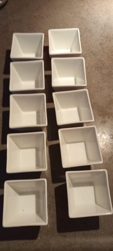 10 kleine witte TAPAS SCHAALTJES DESSERT BAKJES. NIEUW!, Huis en Inrichting, Keuken | Servies, Nieuw, Overige typen, Overige stijlen