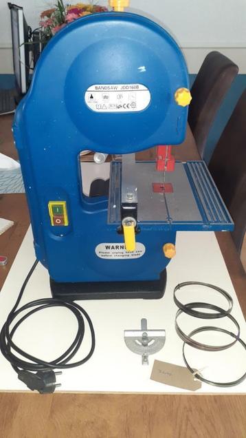 Hobby bandsaw beschikbaar voor biedingen
