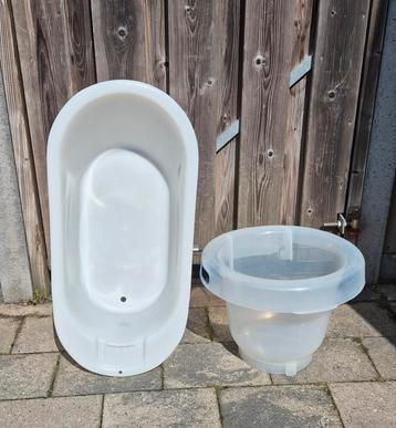 Babybadje en Tummytub beschikbaar voor biedingen