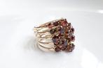 Unieke Vintage Gouden Ring Met Granaat, Ophalen of Verzenden, Zo goed als nieuw, 17 tot 18, Met edelsteen