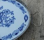 Zwiebel Muster Dienblad fraai bewerkte Handgrepen en rand, Antiek en Kunst, Ophalen of Verzenden