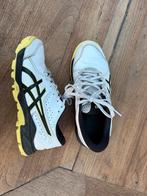 Asics veld hockey schoenen maat 36, Ophalen of Verzenden, Zo goed als nieuw, Schoenen