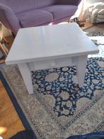 2 identieke grenen tafeltjes met laatje, Huis en Inrichting, Tafels | Salontafels, Ophalen, Gebruikt, 50 tot 100 cm, Vierkant